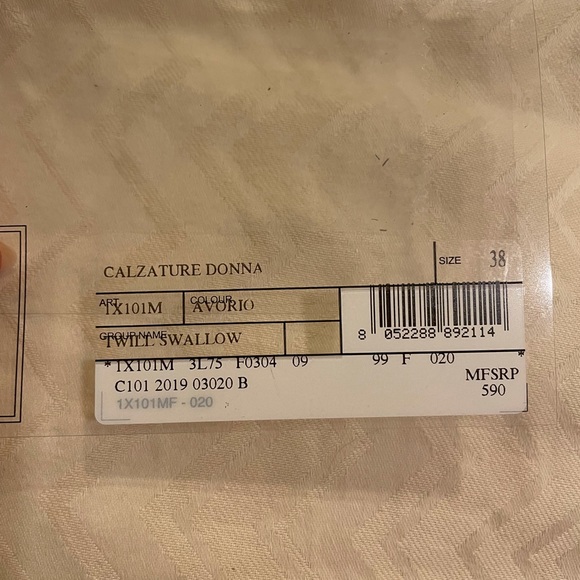 PRADA LACE UP SANDALS WITH BOX SIZE 38 - Picture 9 of 16